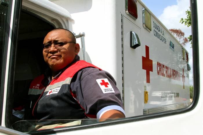 Si necesitas una ambulancia pídela al 065 o al 114