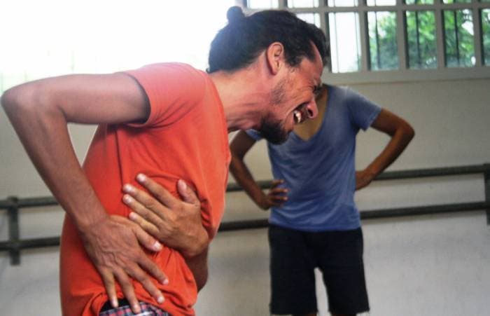 ¿Te duele la panza? Puede ser causado por el calor