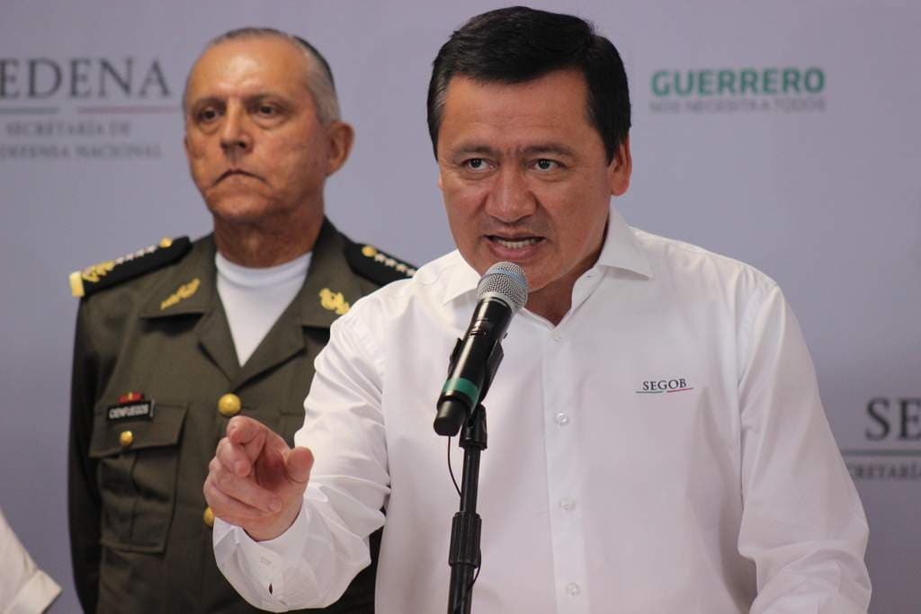 Ni acuerdos ni pactos con ningún delincuente, advierte Segob