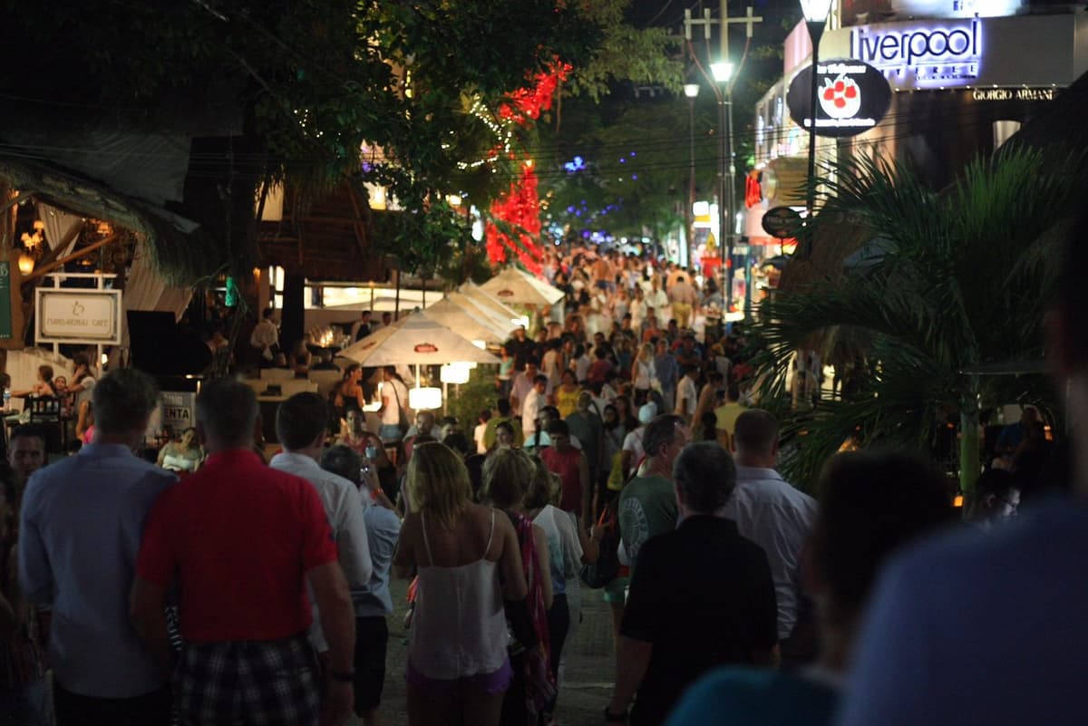 Los hoteles “fantasmas” peligro para los empresarios establecidos