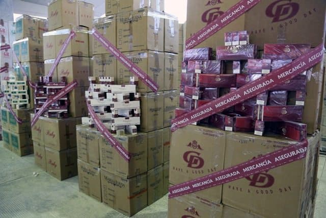 Destruyen 33 millones de cigarros ilegales en Quintana Roo