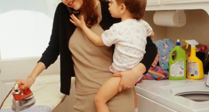 Mujeres contribuyen con 60 por ciento del total de horas dedicadas al trabajo no remunerado