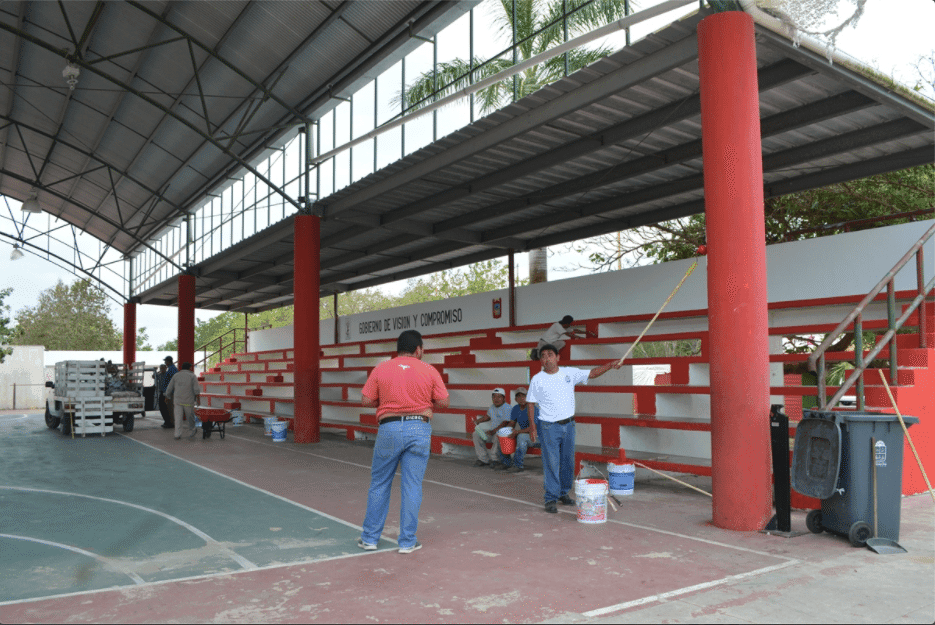 Mejoran las condiciones de espacios deportivos en Felipe Carrillo Puerto