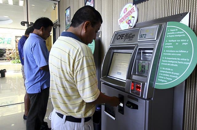 ¡Victoria vs CFE! Reducen tarifas de Cancún, Cozumel e Isla Mujeres