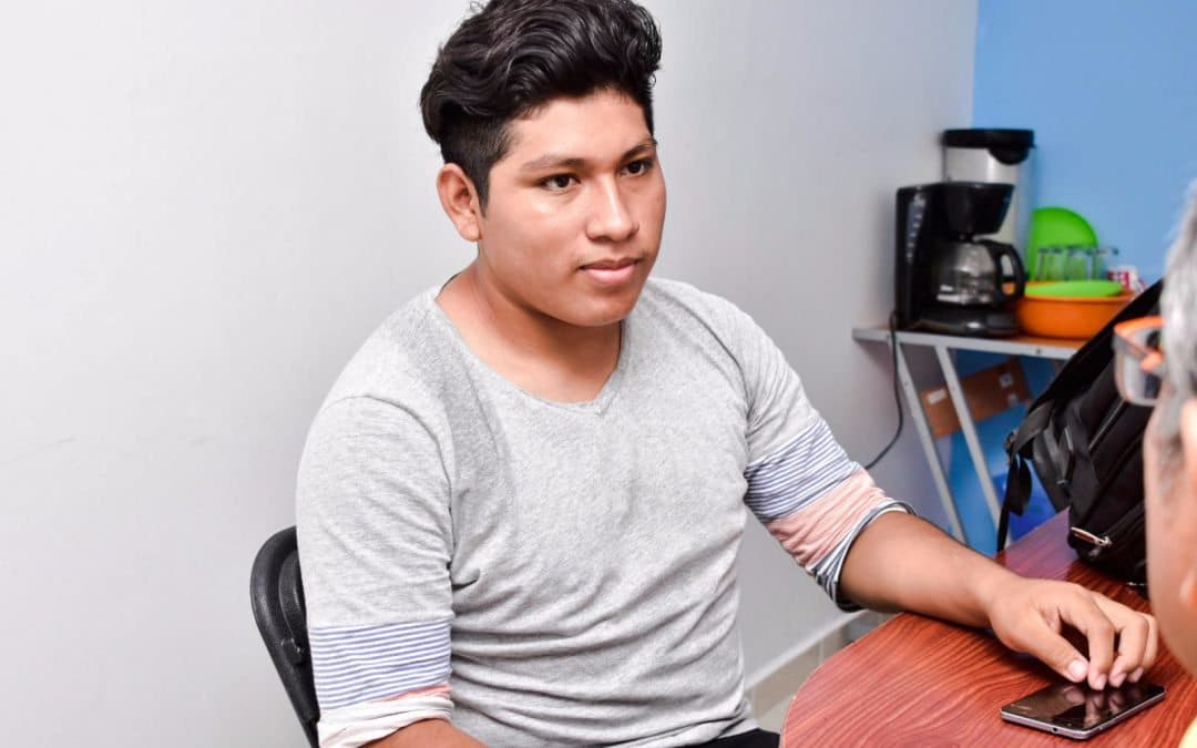 ¡Orgullo quintanarroense! Alumno participará en concurso de ciencias en Brasil