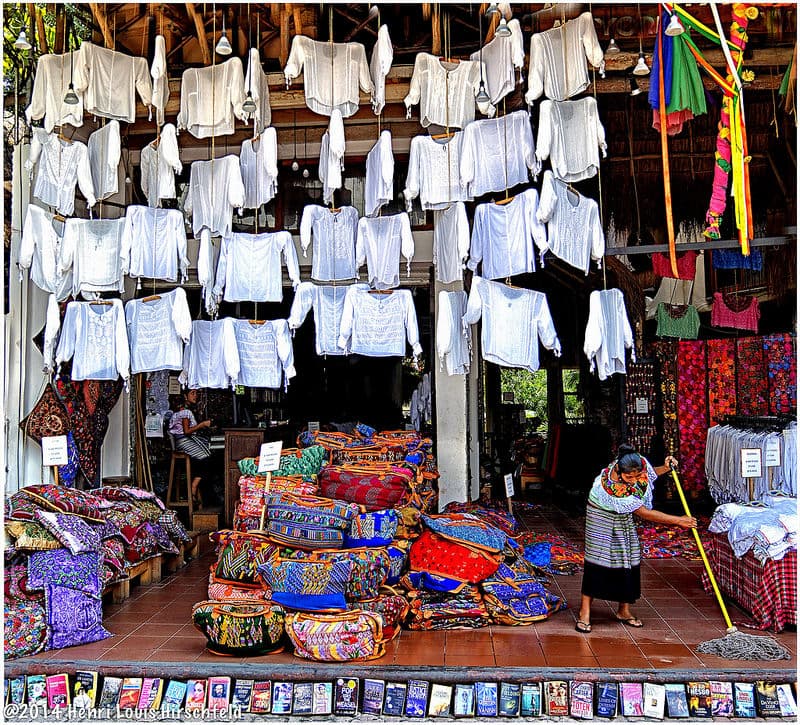 Crece comercio de Quintana Roo