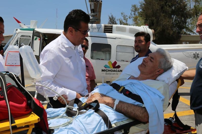 Por problemas cardiacos, trasladan a José Manuel Mireles a Ciudad de México