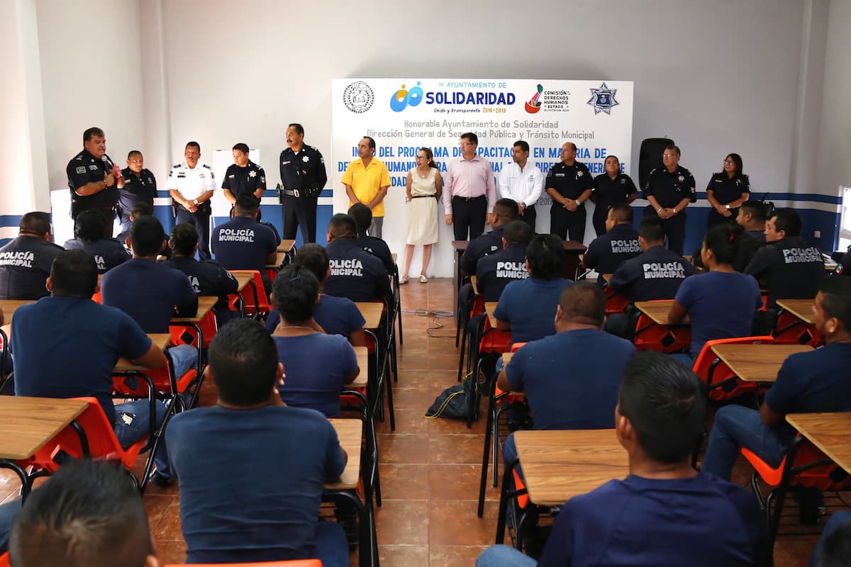 Solidaridad capacita a 800 policías en materia de derechos humanos
