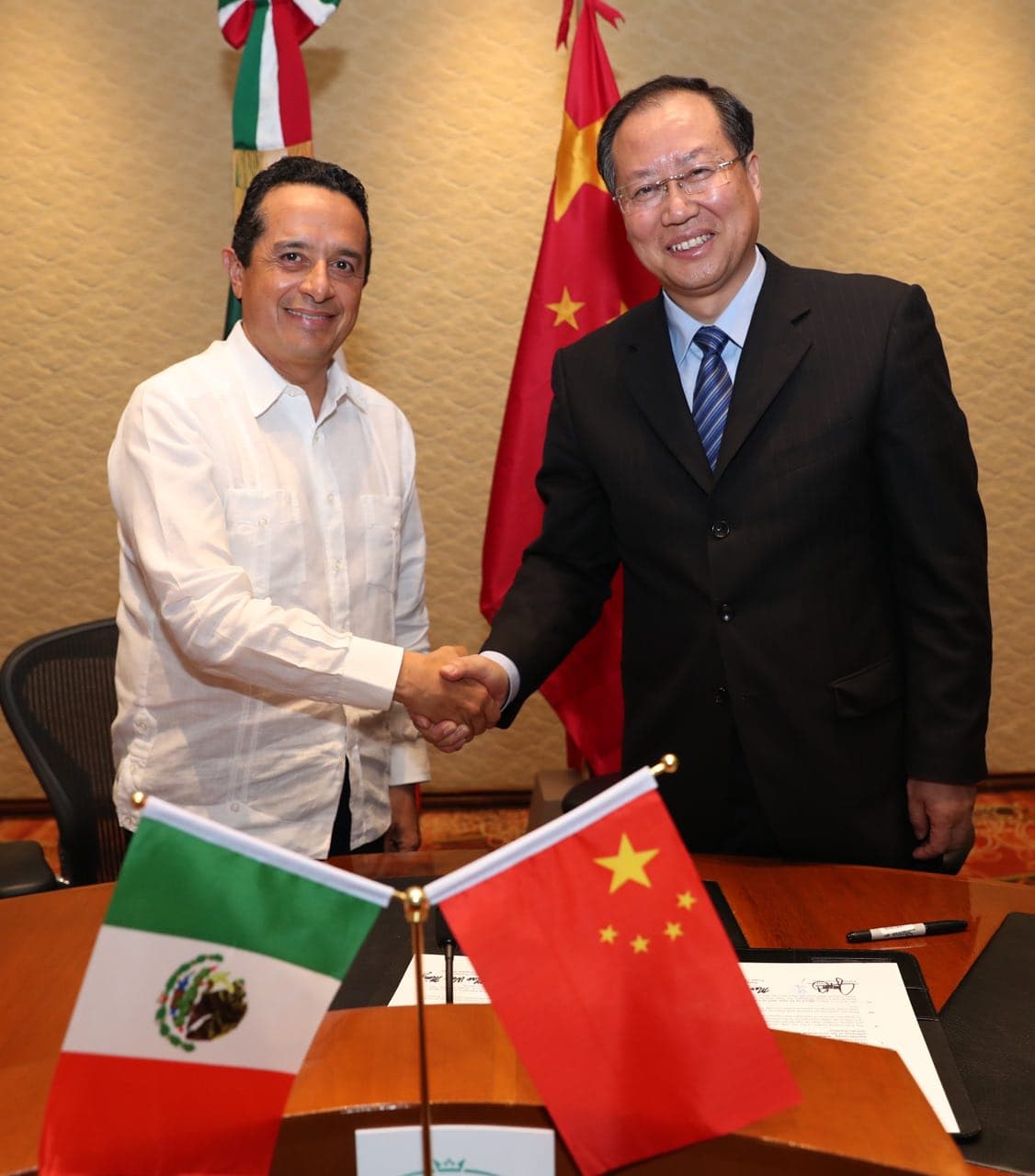 Inversiones asiáticas alcanzan los 300 mil millones de dólares