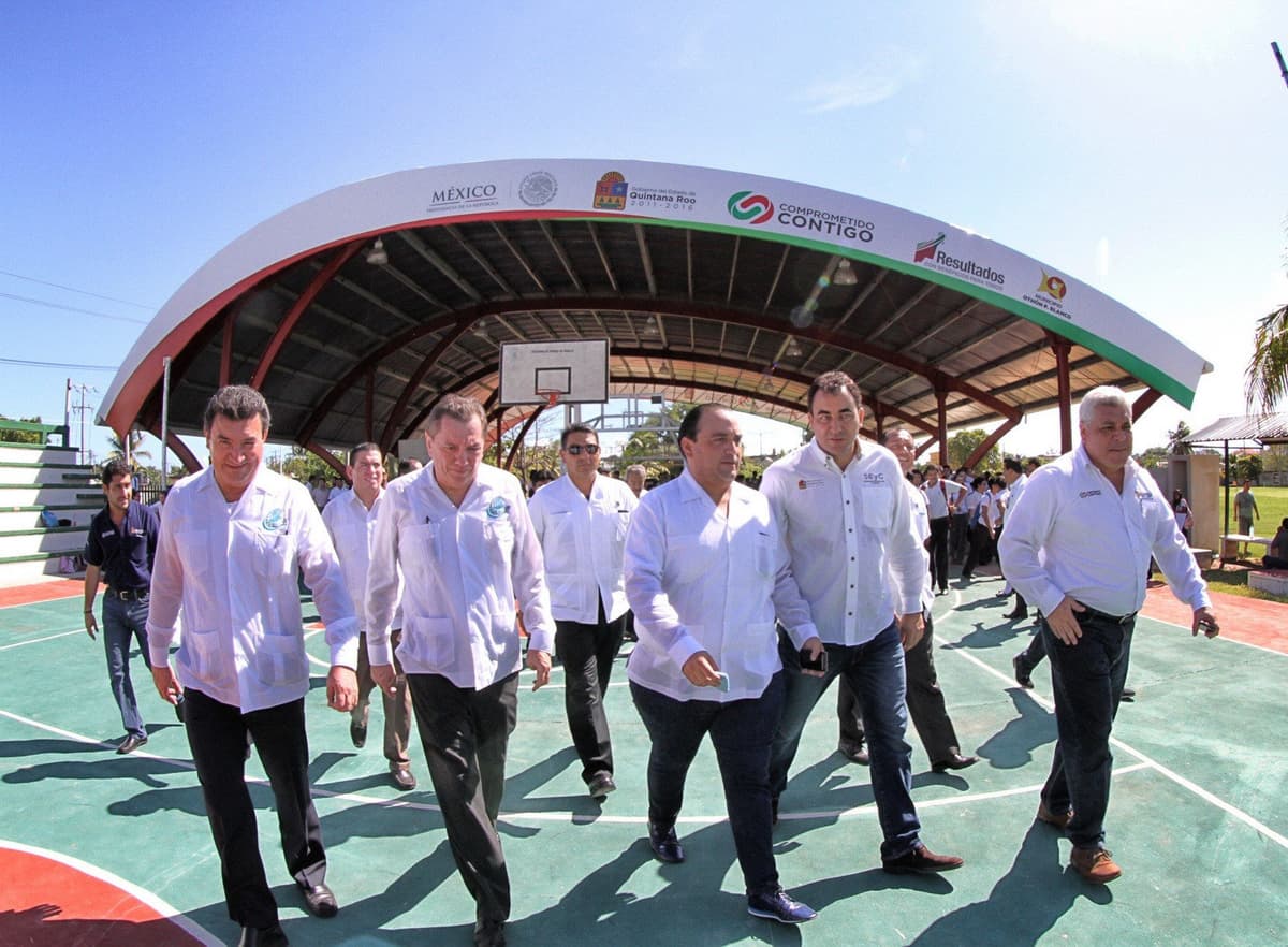 Investigan a 23 cercanos a Borge; comienza la lluvia de amparos