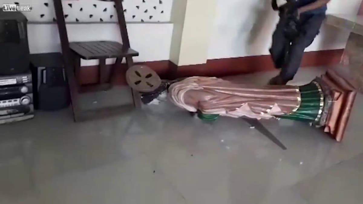 Estado Islámico incendia iglesia católica en Filipinas