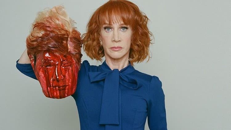 Causa polémica foto con la cabeza decapitada de Donald Trump