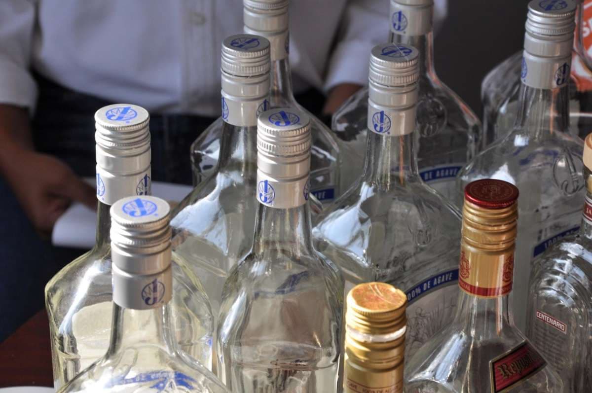 Quintana Roo, sin alerta de viaje de EU por alcohol adulterado