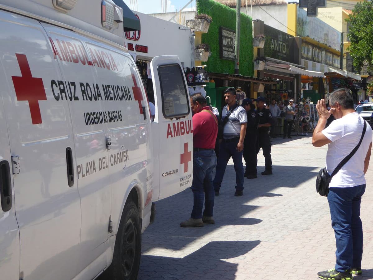 Intentan ejecutar a tirador de droga en la 5a con Constituyentes a plena luz del día