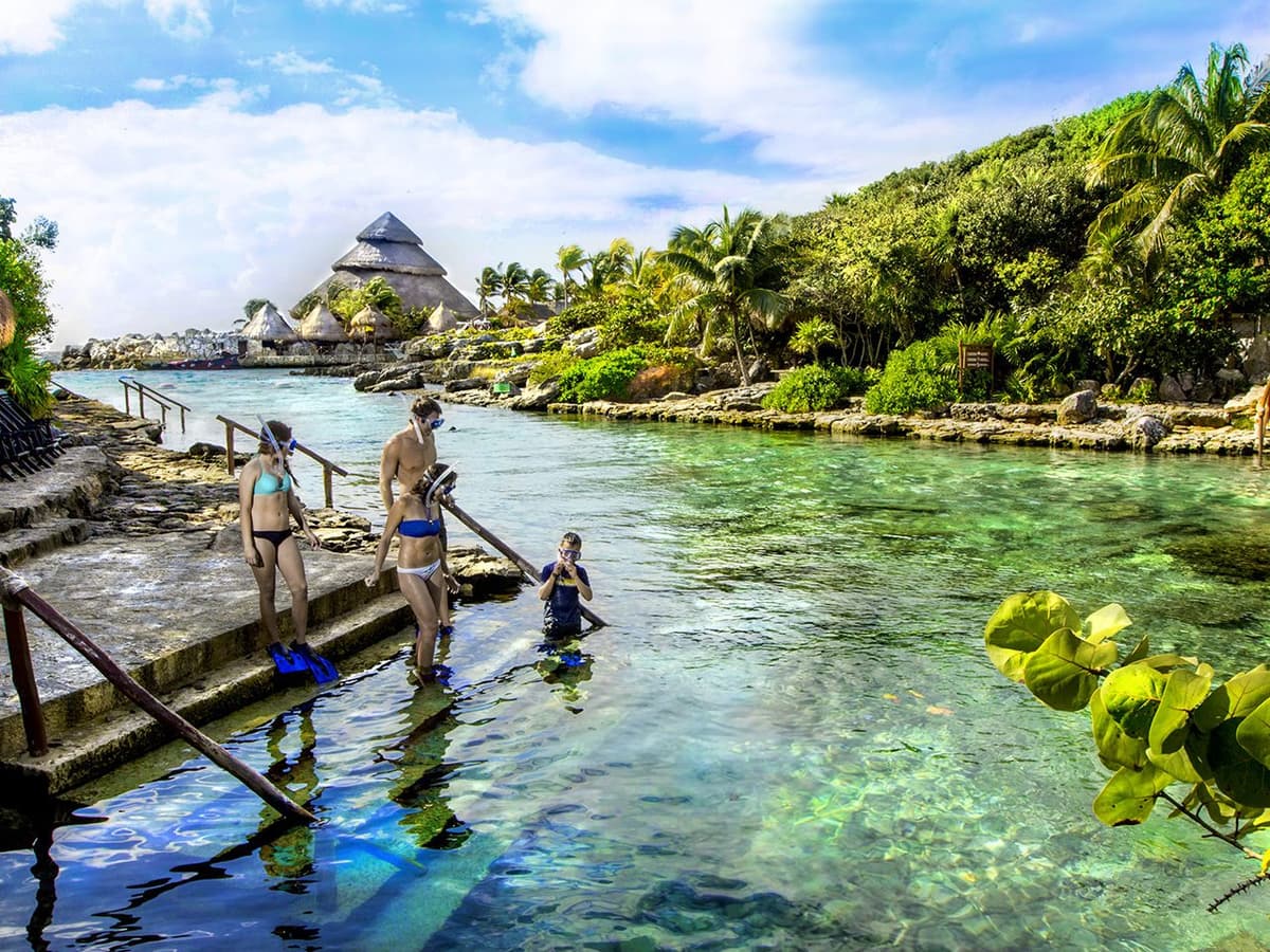 Otorga Viator el Premio 2017 Top Rated a Grupo Experiencias Xcaret