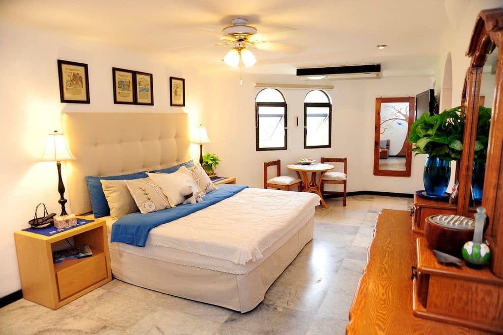 Piden regular Airbnb en Cancún