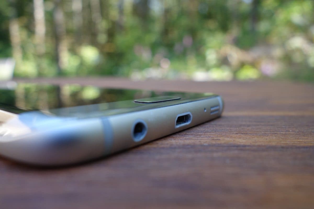 Mujer obtiene divorcio porque su esposo no le contestaba los mensajes de texto