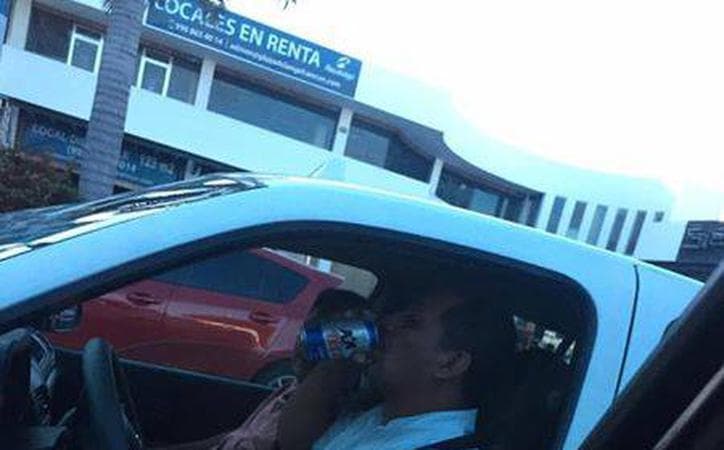 ¡Por borrachos! Dos taxistas son dados de baja en Cancún