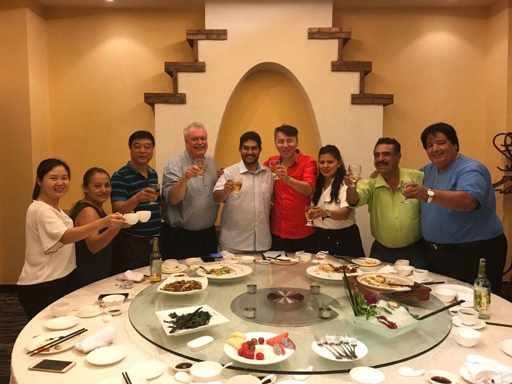 Empresarios chinos, interesados en hermanar con zona maya