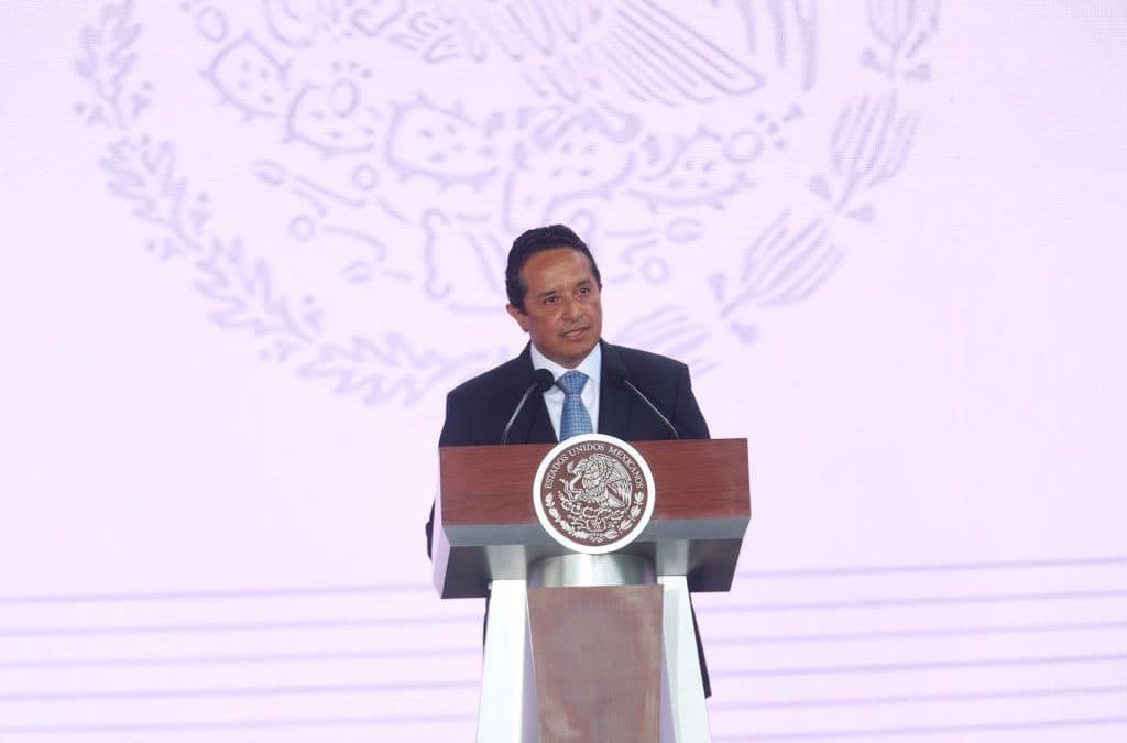 Carlos Joaquín asiste al 25 Aniversario de la SEDESOL