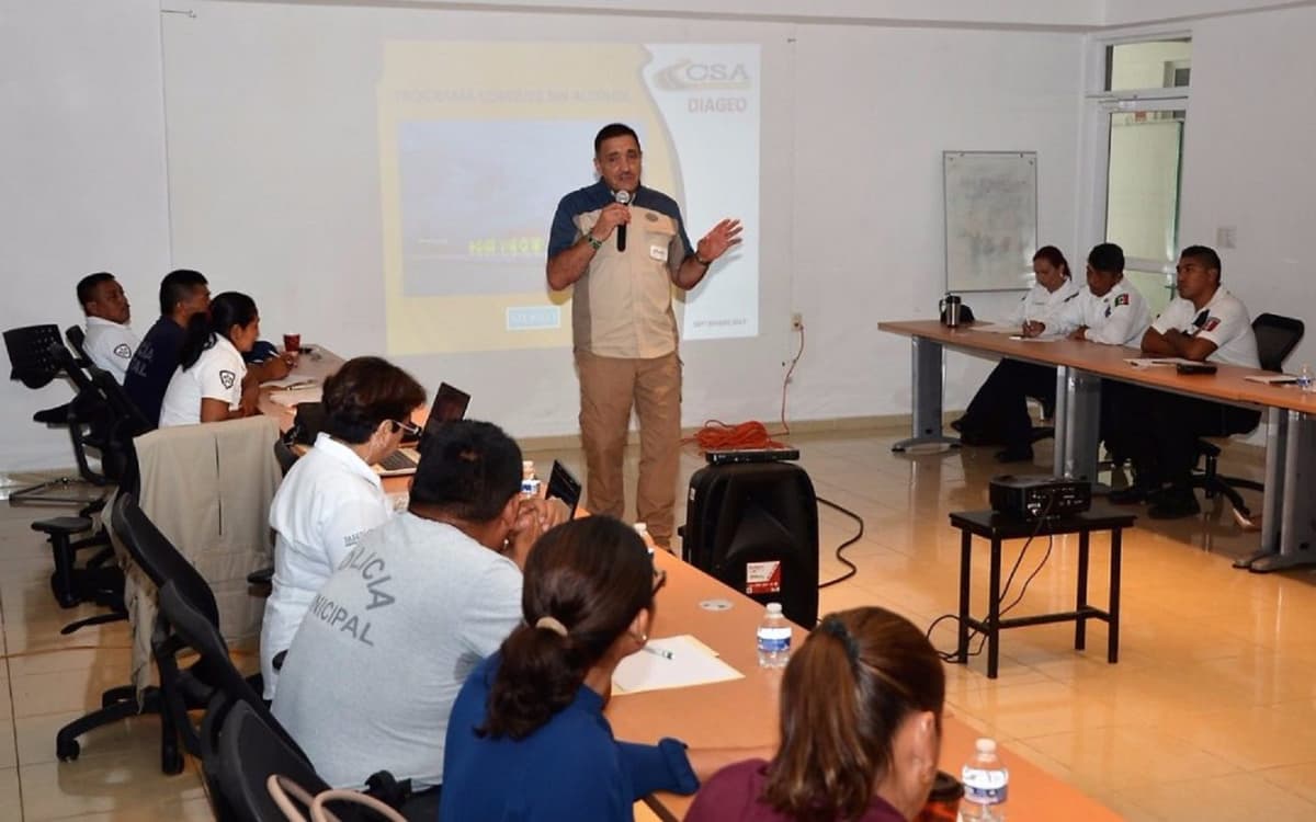 Profesionalizan a policías para implementar operativos de alcoholimetría