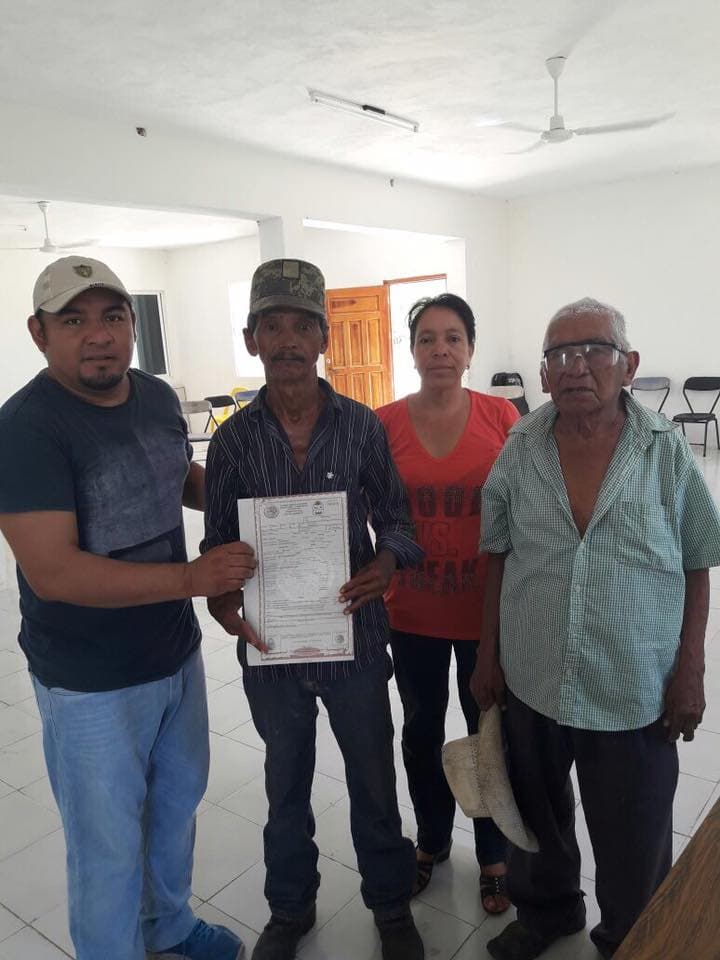 Entrega Registro Civil actas de nacimiento extemporáneas en Raudales, Luis Echeverría y Ramonal