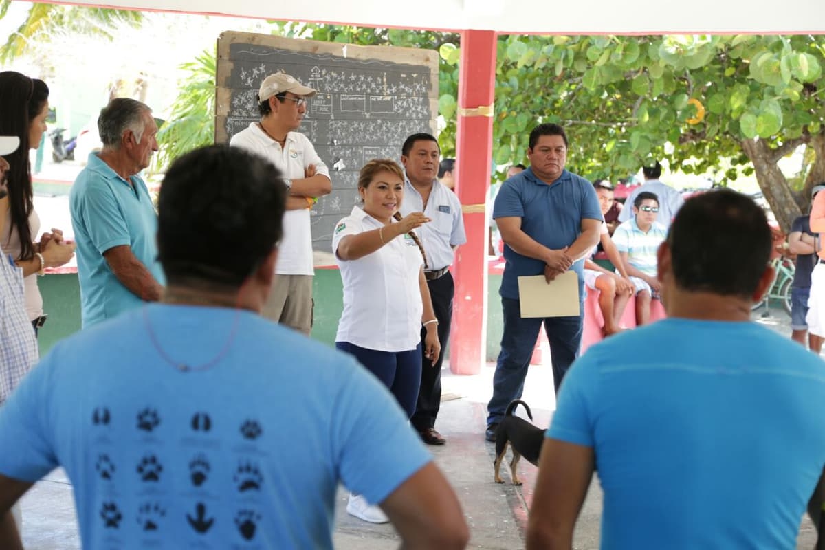 Acuerdan pobladores de Punta Allen trabajar de la mano con Romi Dzul