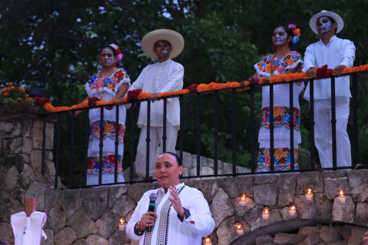 Cristina acude a inauguración del Festival de Vida y Muerte