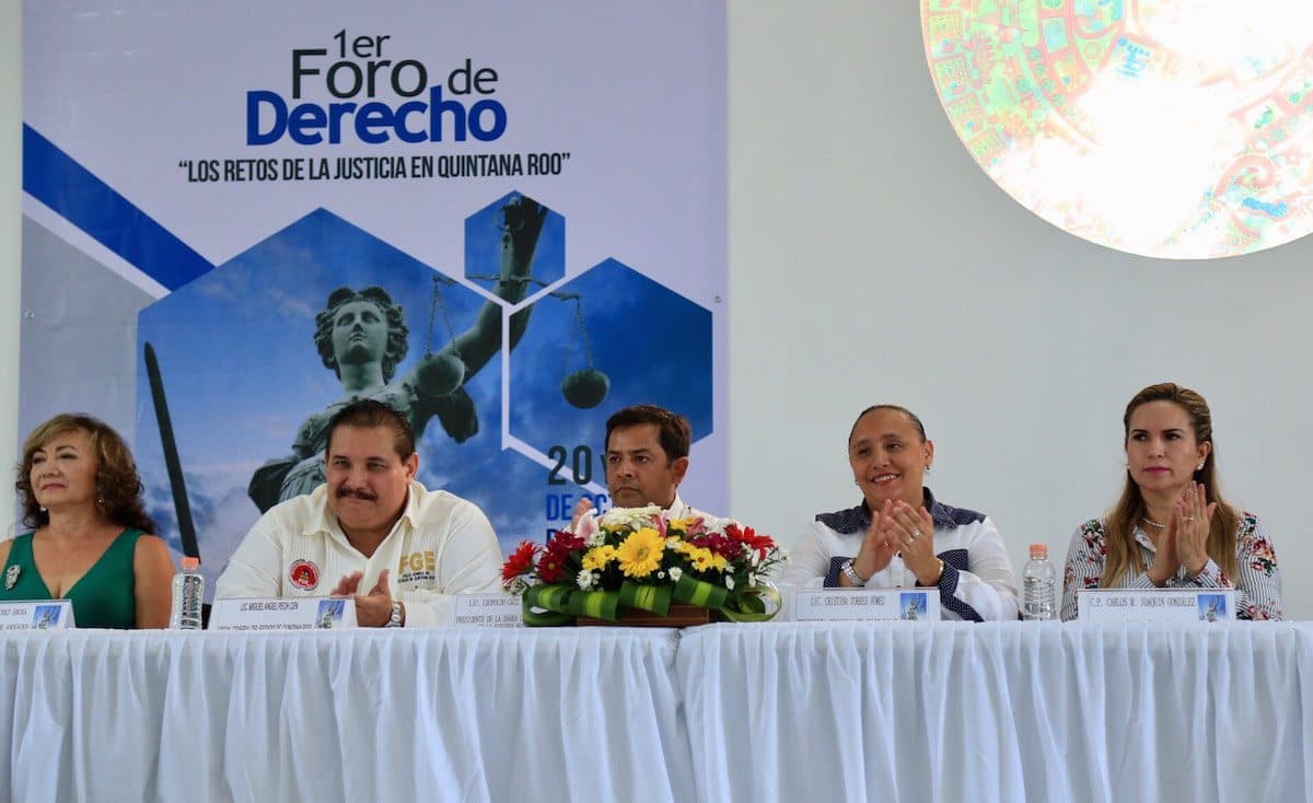 Realizan en Solidaridad Primer Foro de Derecho