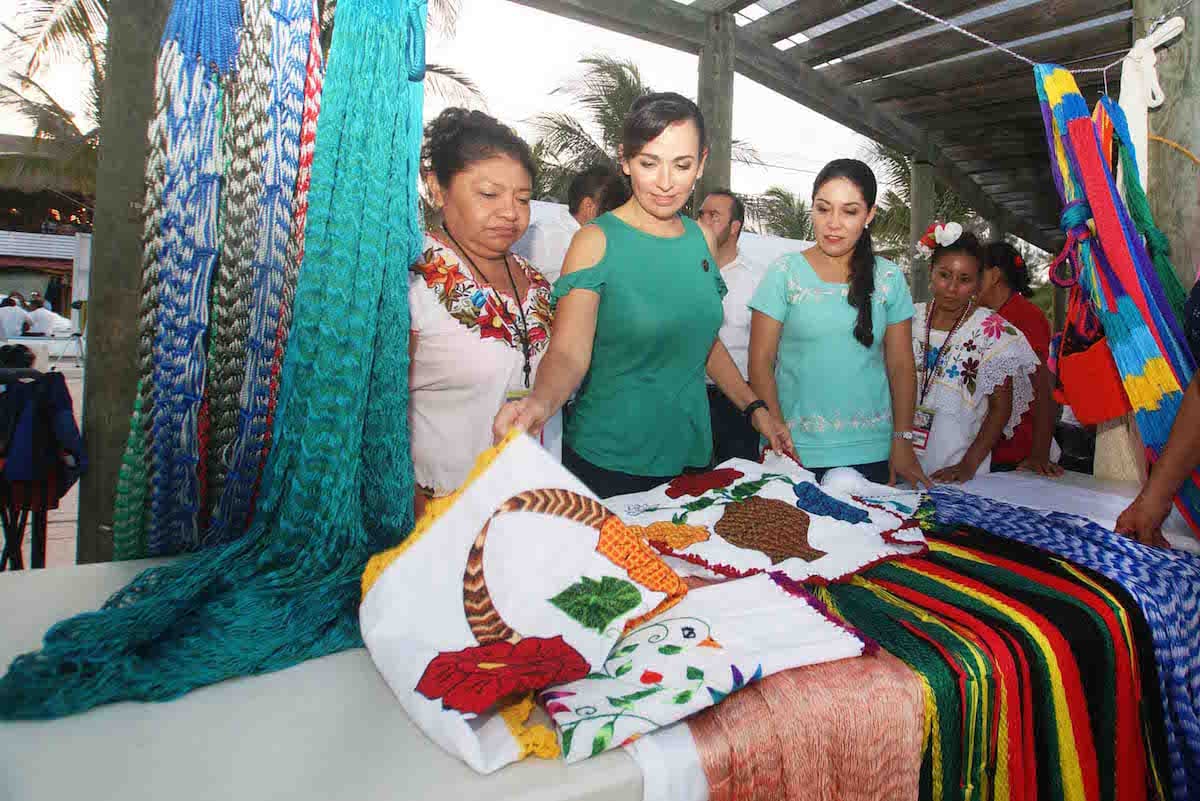 Amplía tianguis de artesanos y productores de Puerto Morelos alianzas comerciales