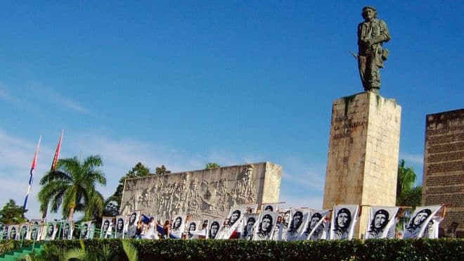 Mausoleo del Che se vuelve uno de los principales atractivos turísticos desde llegada de restos a Cuba