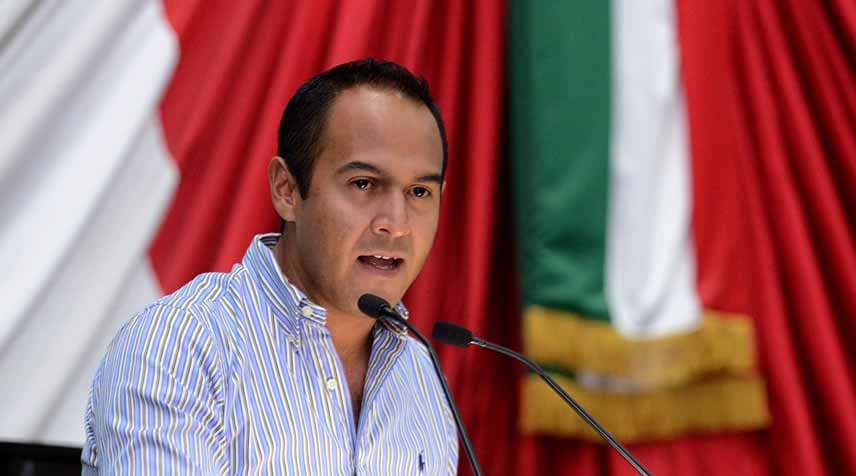 Denuncia penal contra Juan Carrillo por disputa de predios en Isla Blanca
