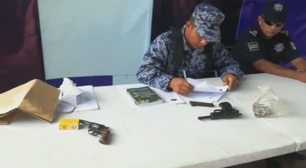 Canjean armas por dinero en Cozumel