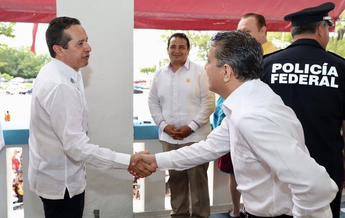 Ordena gobernador investigar suicidios de reos