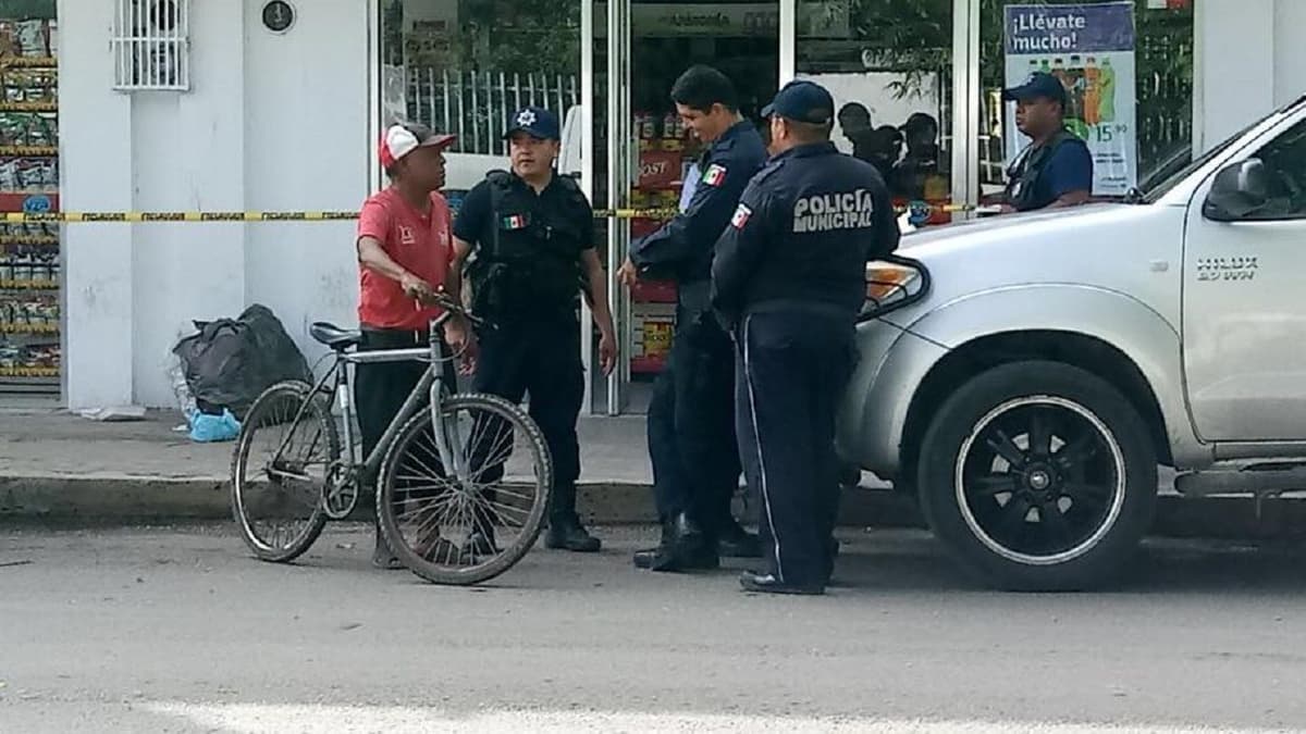 Violento atraco a farmacia en colonia Jardines