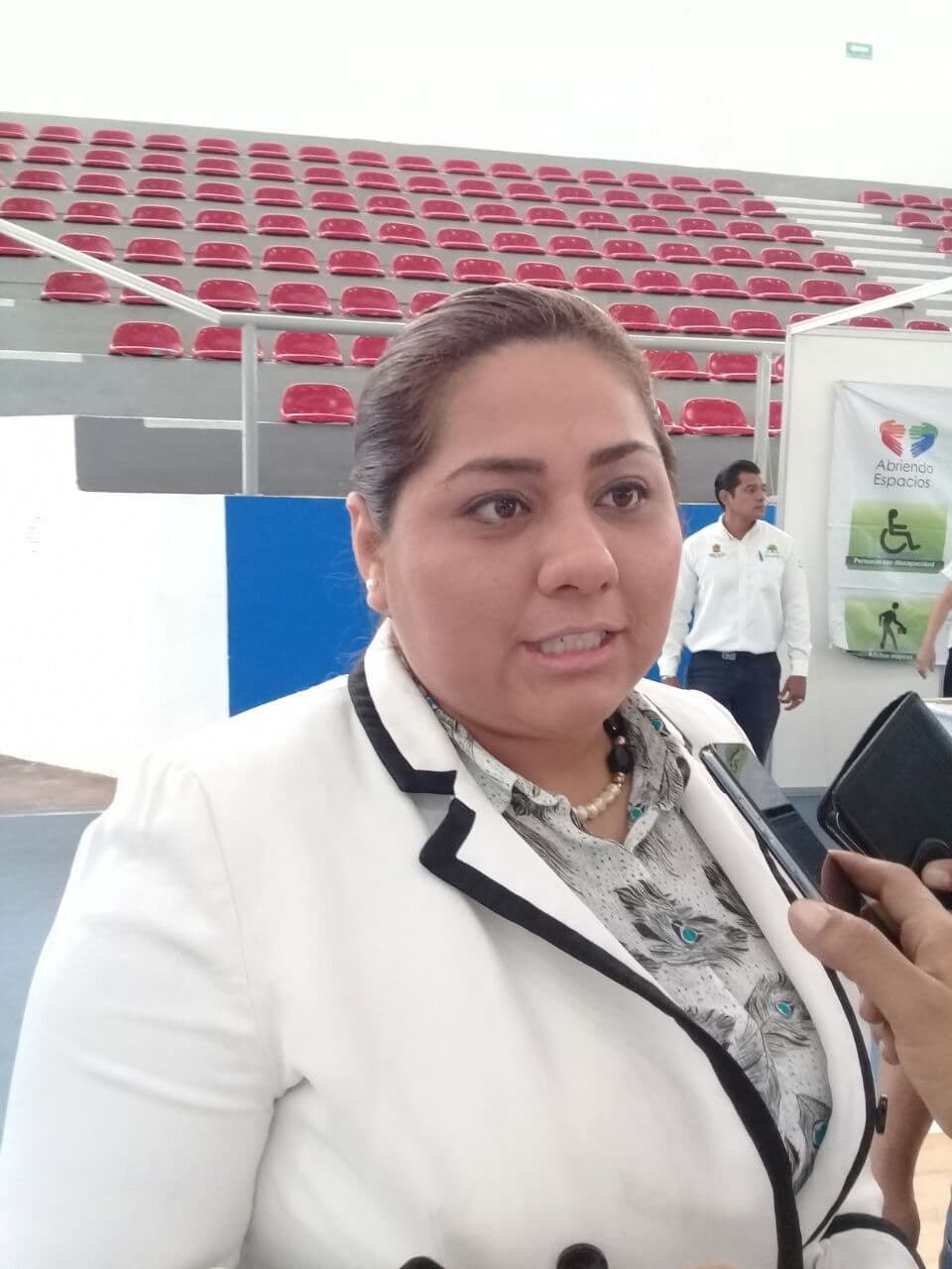 Propondrá Jenny Juárez certificar a guardias privados