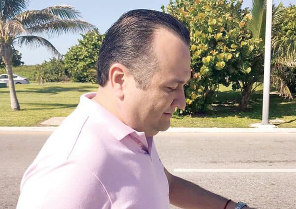 Fabián Vallado sería prófugo de la justicia