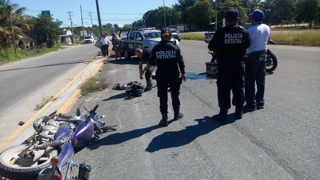 Choque de motos deja dos heridos