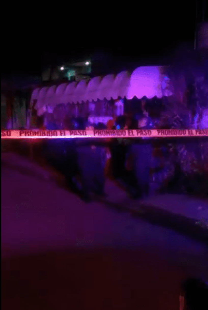 Echan plomo desconocidos contra vivienda y huyen en moto