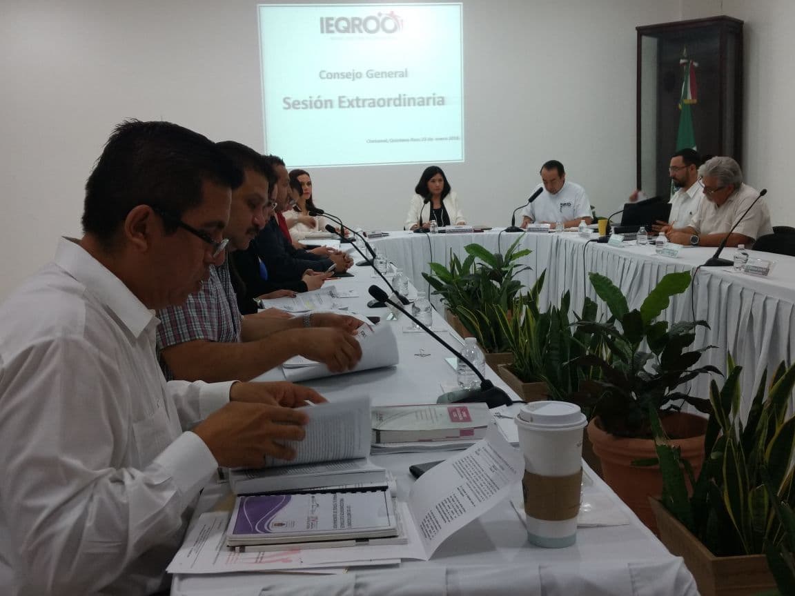 Aprueba Ieqroo las tres coaliciones