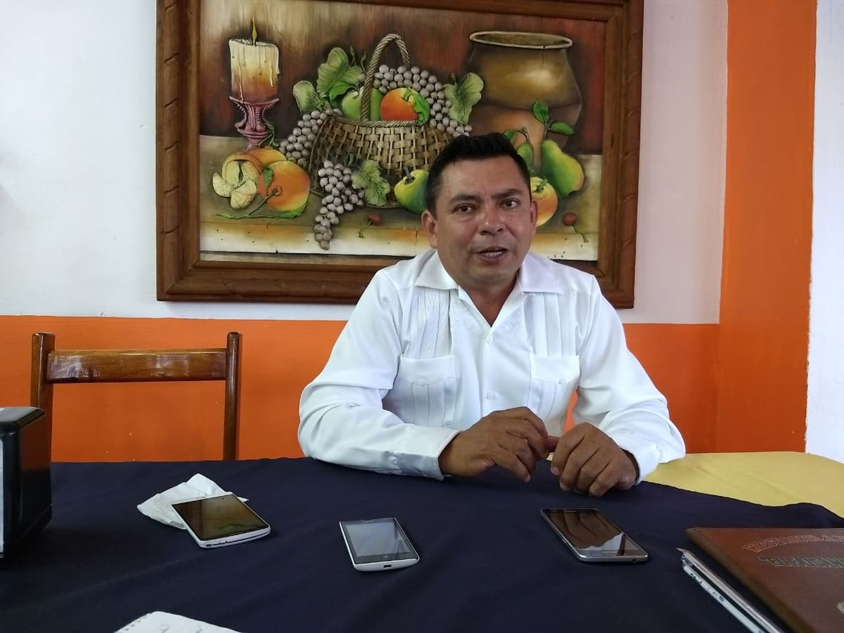 Se destapa consejero municipal del Ieqroo como aspirante priista