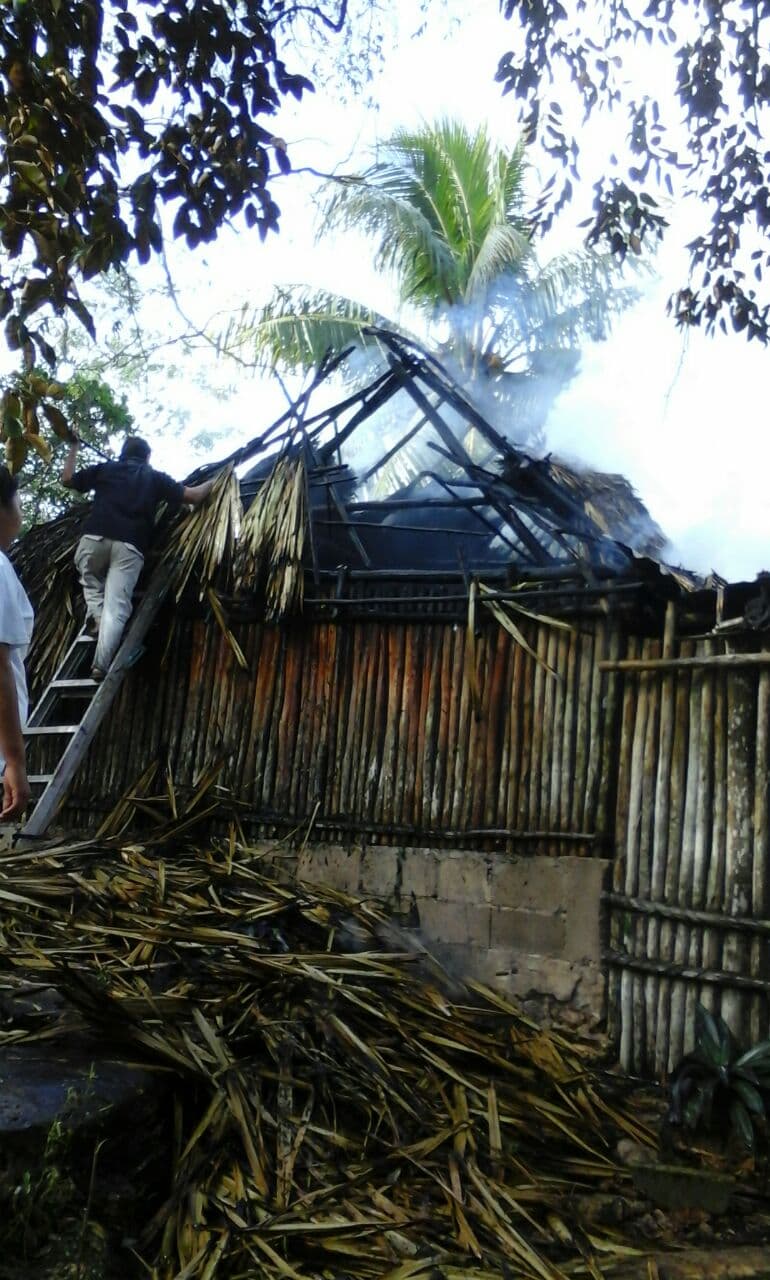 Arde casa en Tihosuco, acusan fuego intencional
