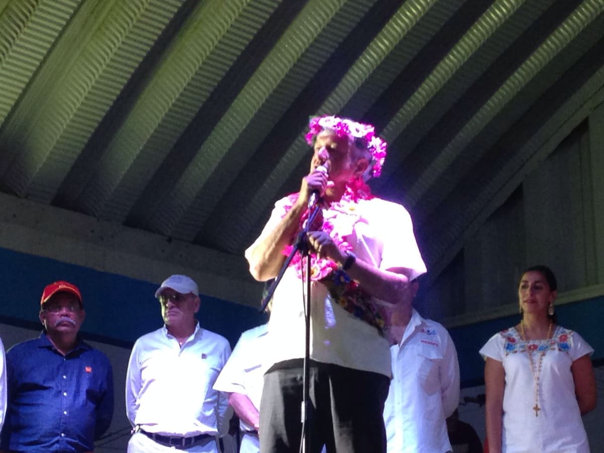 Por primera vez visita candidato presidencial el KM. 80