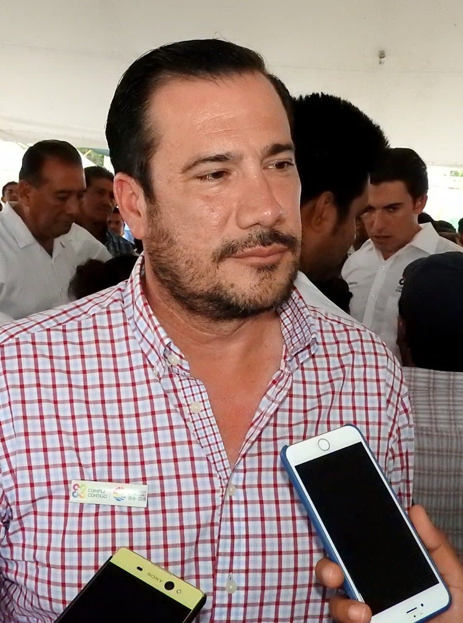 Trabajadores de alumbrado serán “heredados” a concesionaria