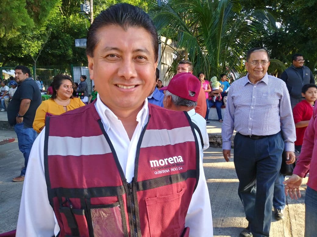 "Chucho" Pool ya se ve con candidatura