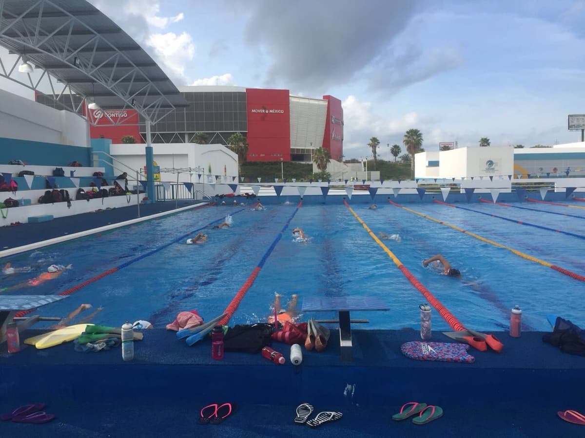 Revisan infraestructura de natación en Quintana Roo