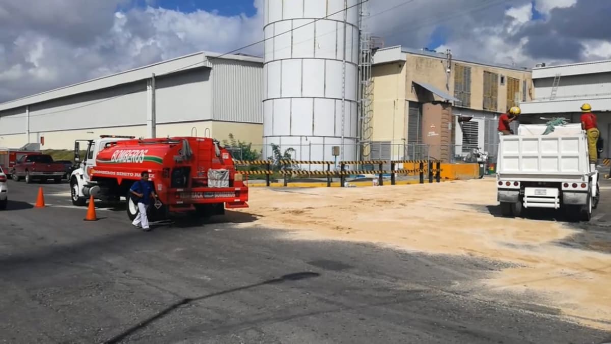 Roban combustible de supermercado frente a Fiscalía y Seguridad Pública