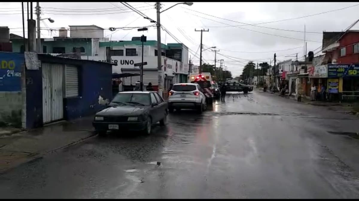 Asesinan a joven dentro de una tienda en Cancún