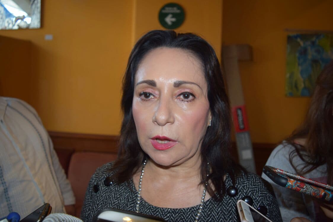 Hubo notificación deficiente en demanda contra Quequi, admite Catalina Portillo