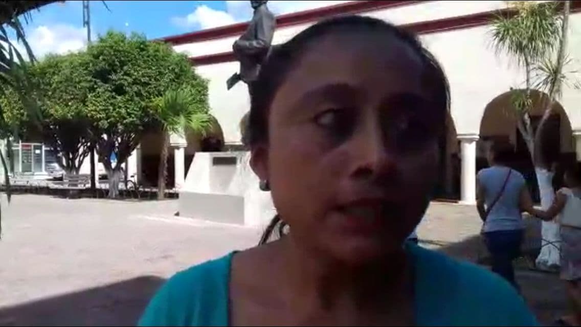  Acusa delegada a Paoly de beneficiar sólo a priistas